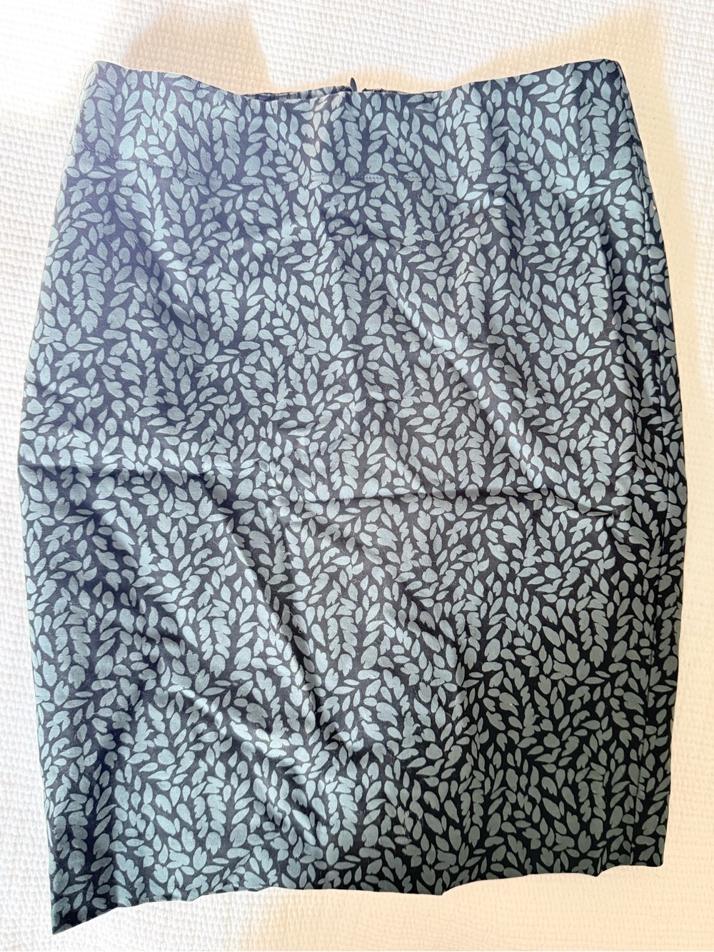 LOFT Blue Leaf-Print Pencil Skirt